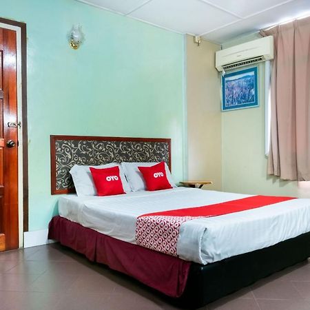 Oyo 89997 Kurnia Hotel Tawau Buitenkant foto
