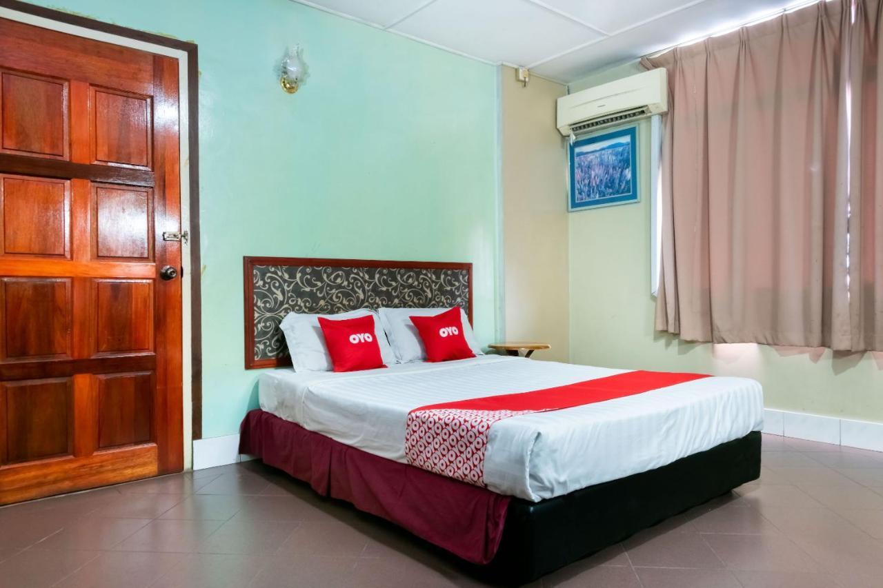 Oyo 89997 Kurnia Hotel Tawau Buitenkant foto