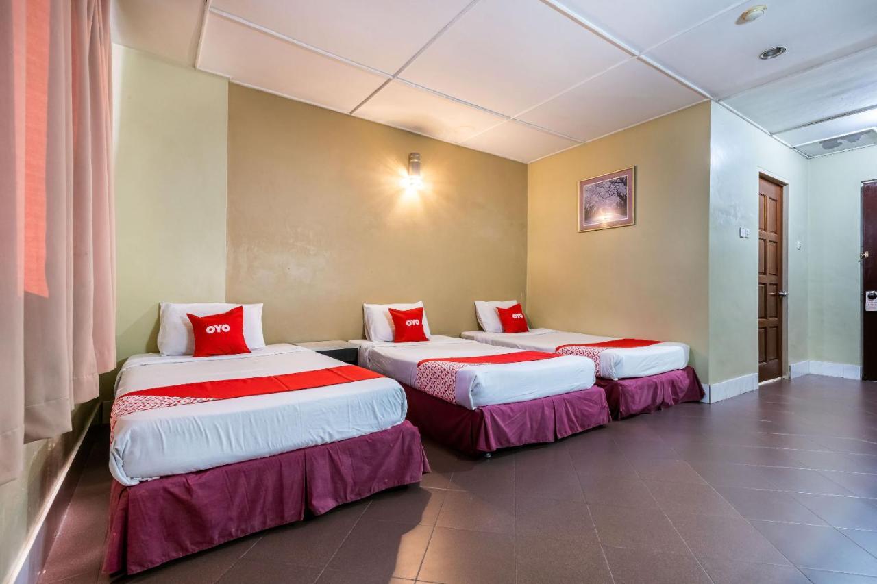 Oyo 89997 Kurnia Hotel Tawau Buitenkant foto