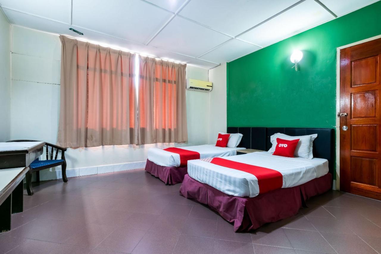 Oyo 89997 Kurnia Hotel Tawau Buitenkant foto