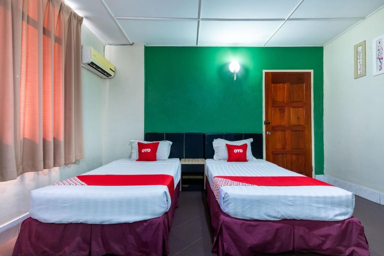 Oyo 89997 Kurnia Hotel Tawau Buitenkant foto