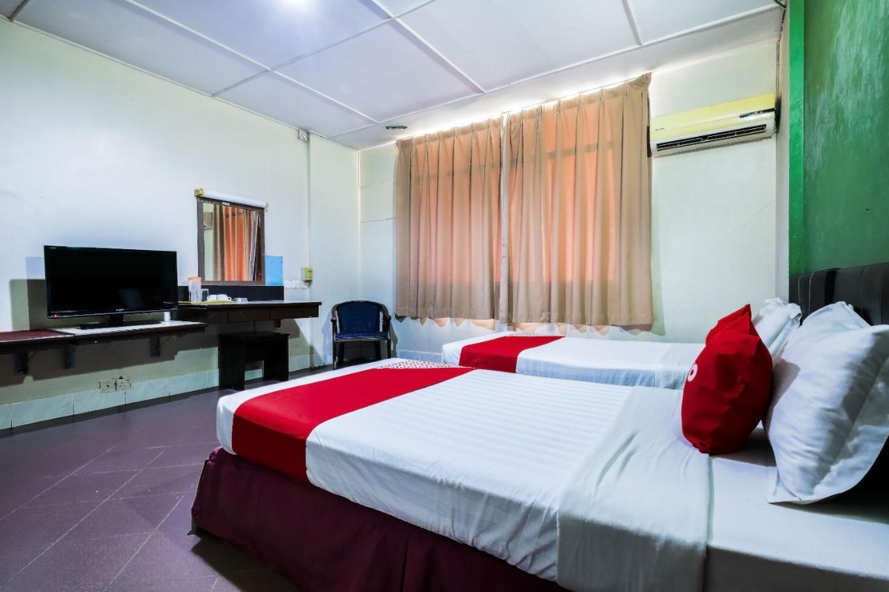 Oyo 89997 Kurnia Hotel Tawau Buitenkant foto