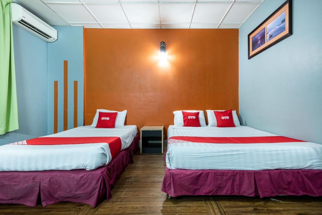 Oyo 89997 Kurnia Hotel Tawau Buitenkant foto
